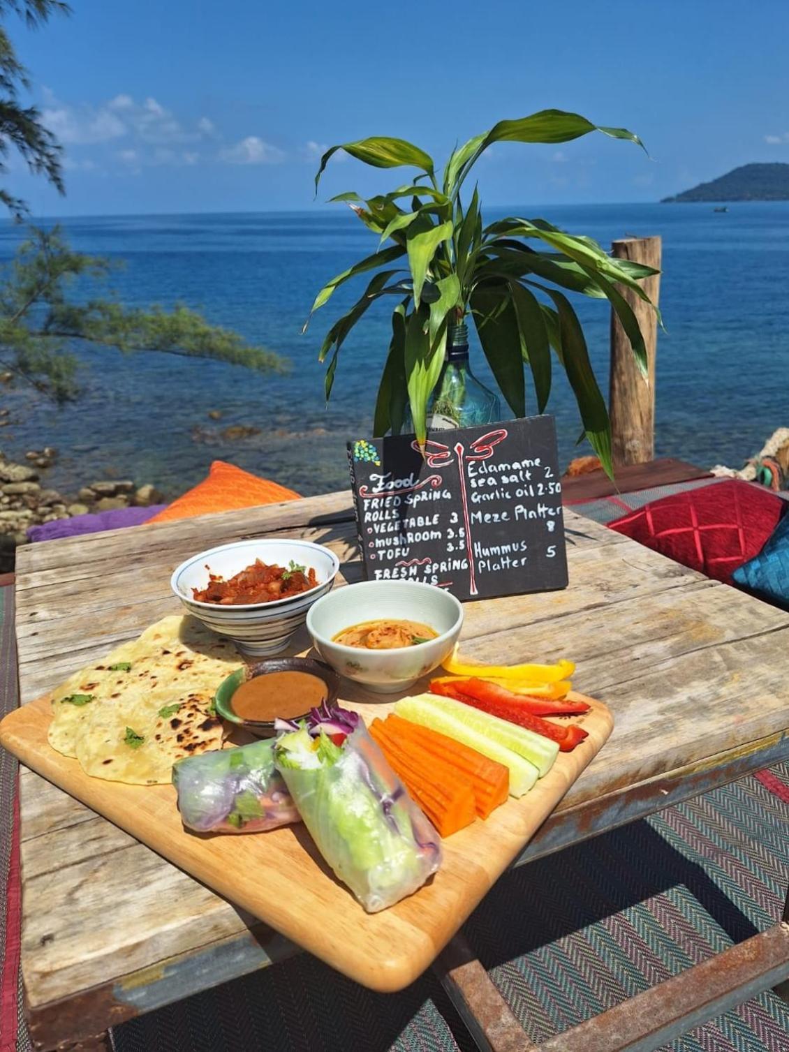 Dragonfly Guesthouse Koh Rong Sanloem Bagian luar foto